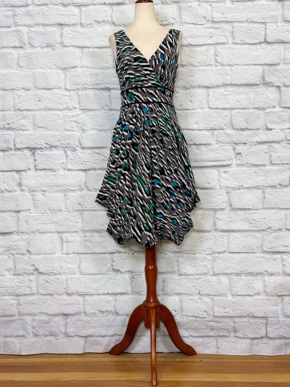 Coast Gray Silk Abstract Print Knee-Length Dress